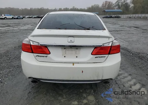 2015 Honda Accord Sport z USA, uszkodzony, nr VIN 1HGCR2F52FA172911